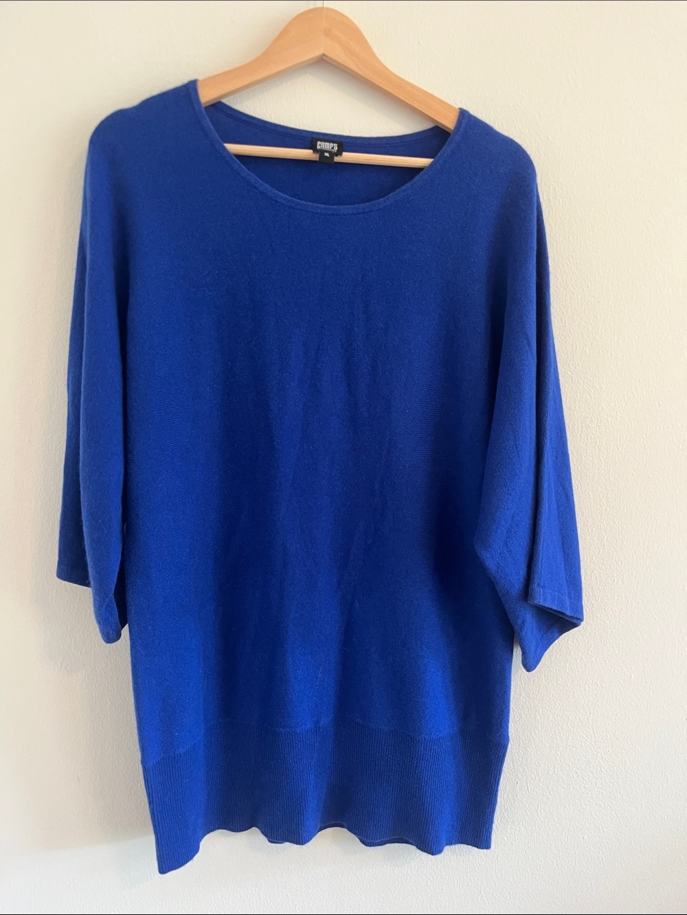 Women's Cashmere Scoop Neck Knit Sweater in Royal Blue
